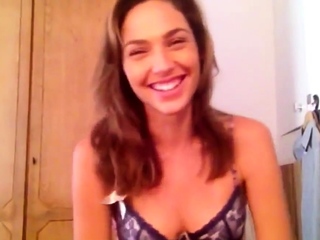 Gal Gadot sexy in bra