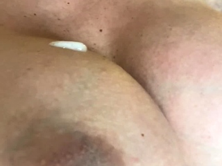 Big boobs webcam slut toys her asshole