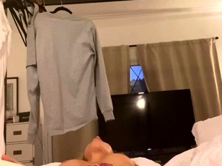 Close up MILF masturbation