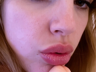 Close up with teen blonde sex doll rubbing her cunt