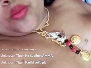 Tamil Telugu MILF Divya Aunty