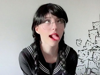 Amateur Webcam Teen Masturbates And Teases