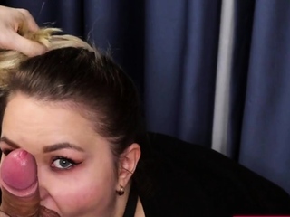 Blonde Teen Makes Him Cum in 7 Minutes with a Blowjob