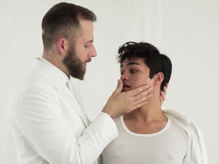President pulls twinks cock out and gives him a blowjob